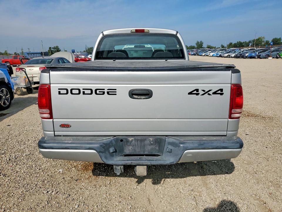 2001 Dodge Dakota Quattro