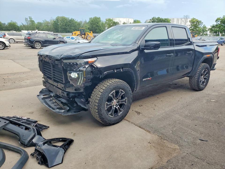 2024 GMC Canyon AT4