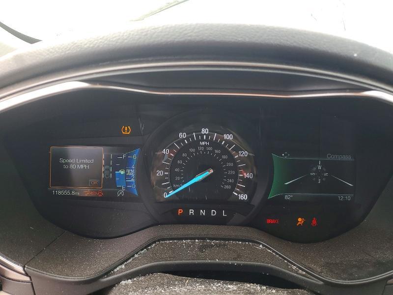 2020 Ford Fusion se
