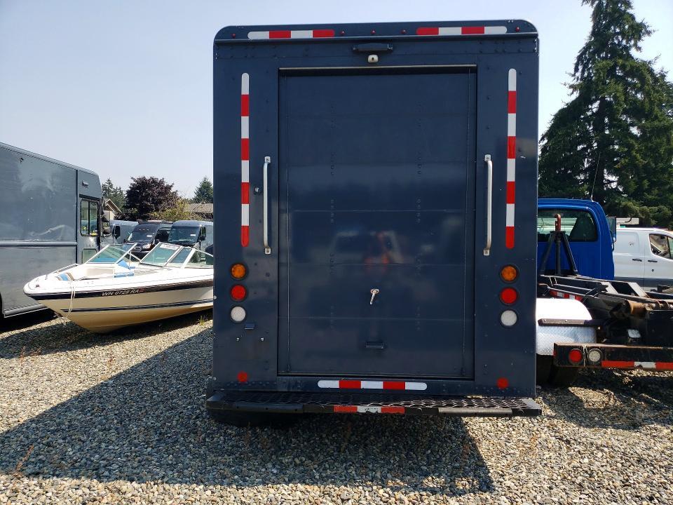 2020 Freightliner Chassis M Line WALK-IN Van