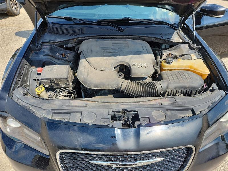 2016 Chrysler 300 s