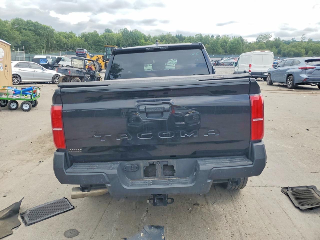 2025 Toyota Tacoma SR