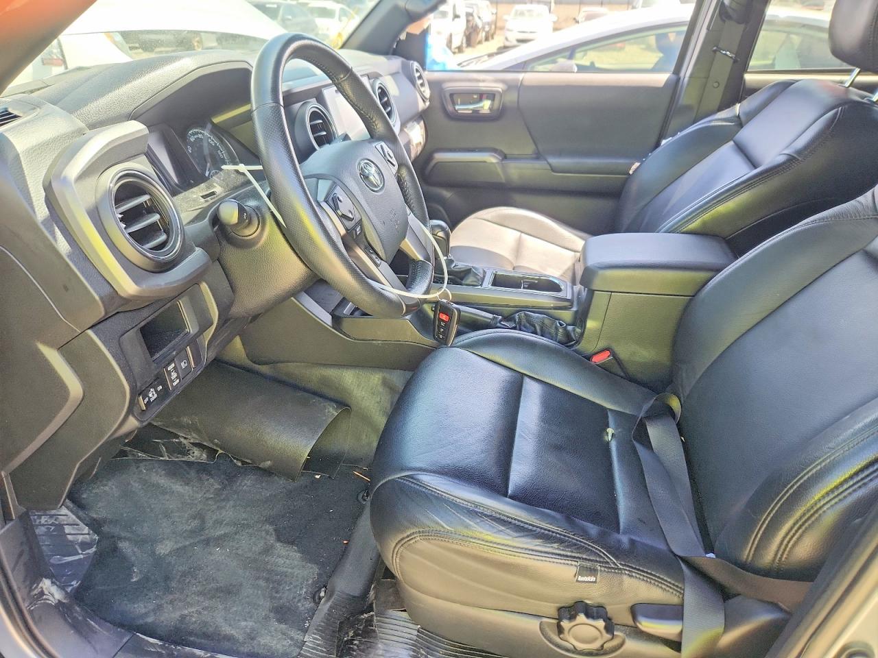 2018 Toyota Tacoma TRD Sport