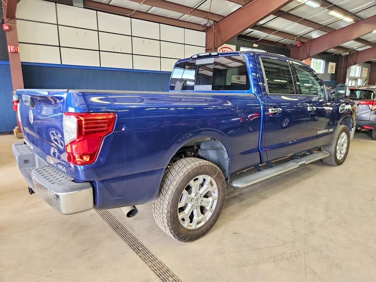 2016 Nissan Titan XD SL