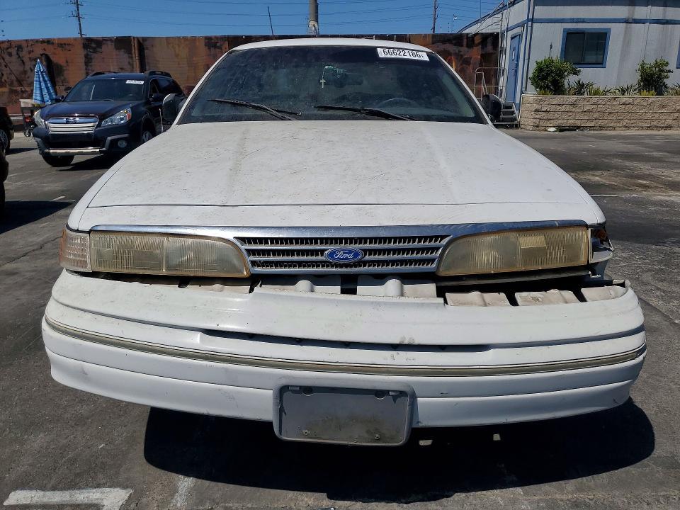 1993 Ford Crown Victoria lx
