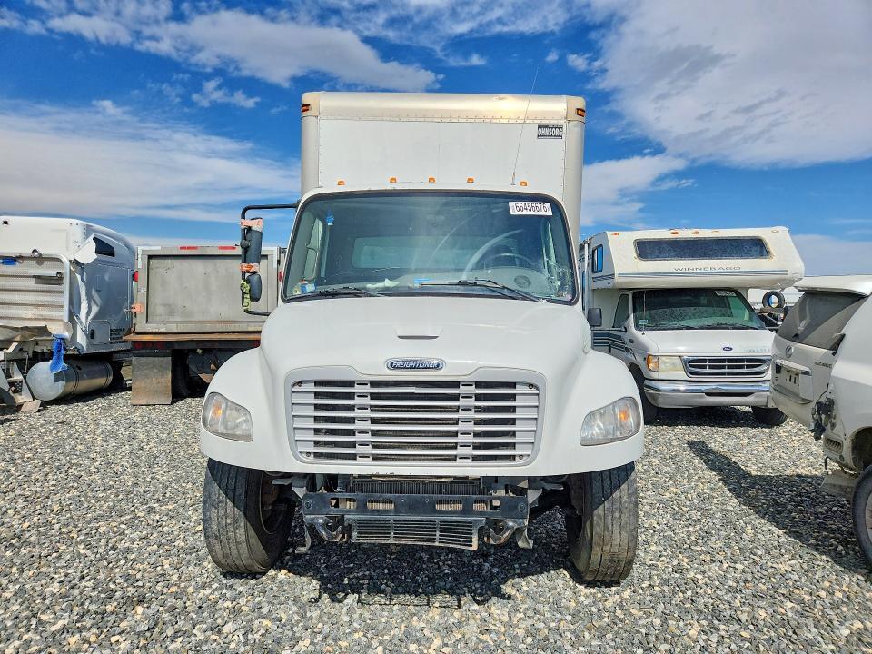 2019 Freightliner Business Class M2 BOX Truck