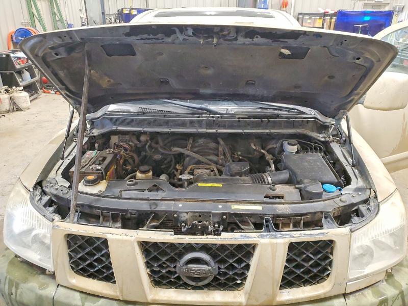 2004 Nissan Titan xe