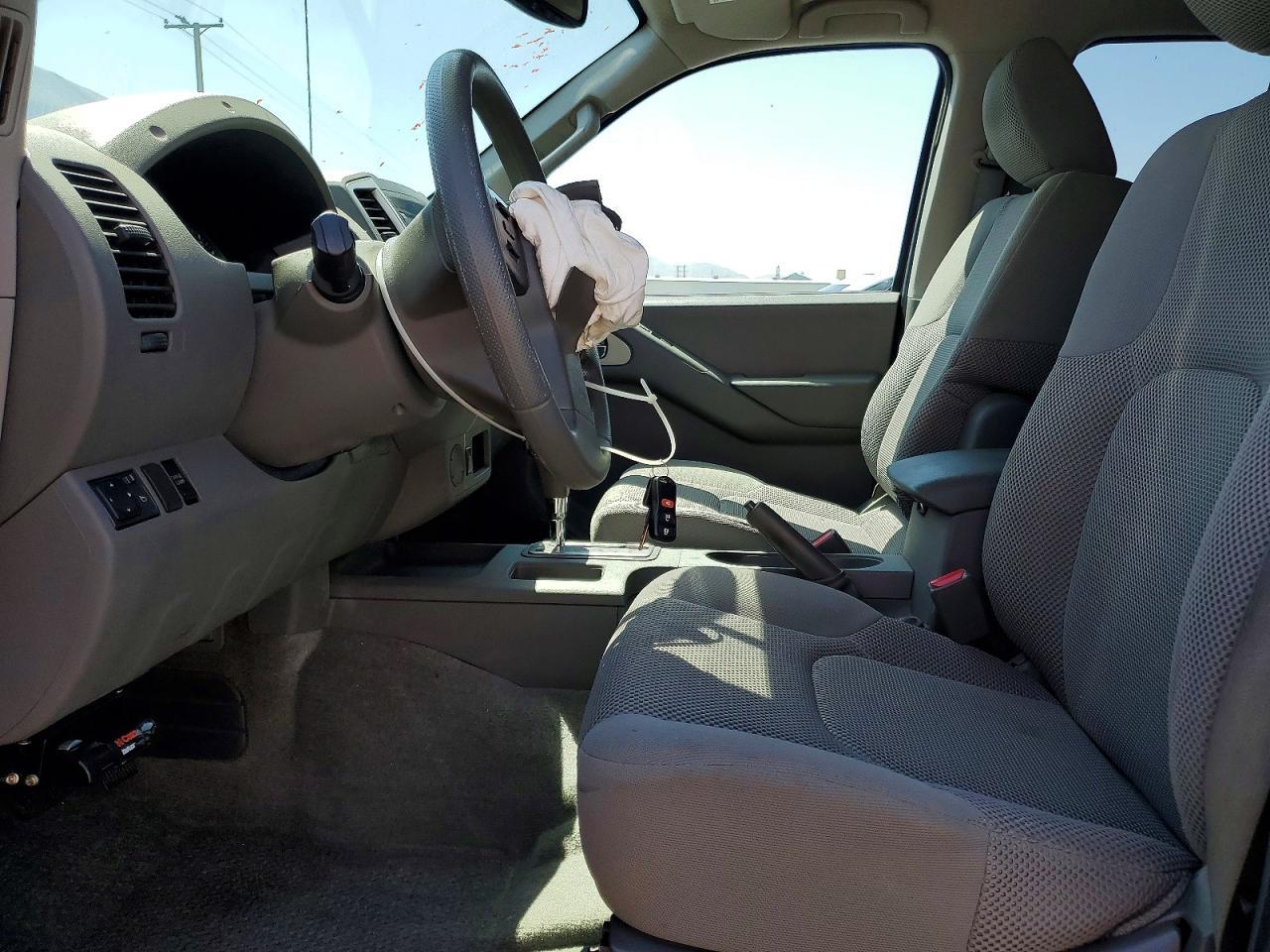 2012 Nissan Frontier S