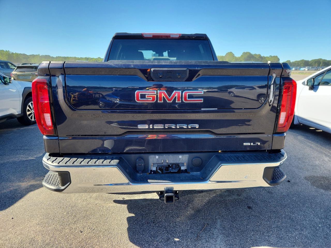 2025 GMC Sierra C1500 SLT