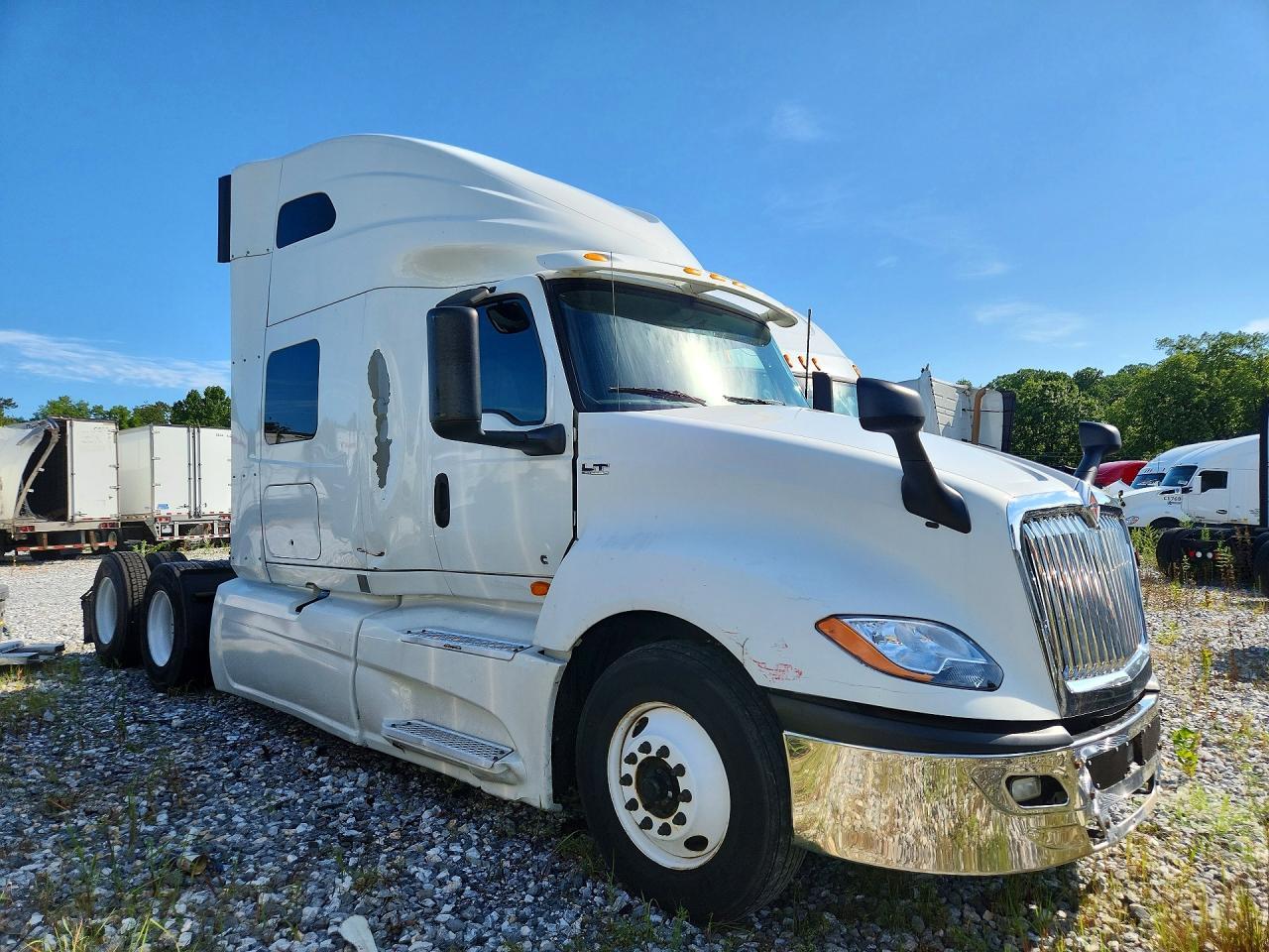 2019 International LT625