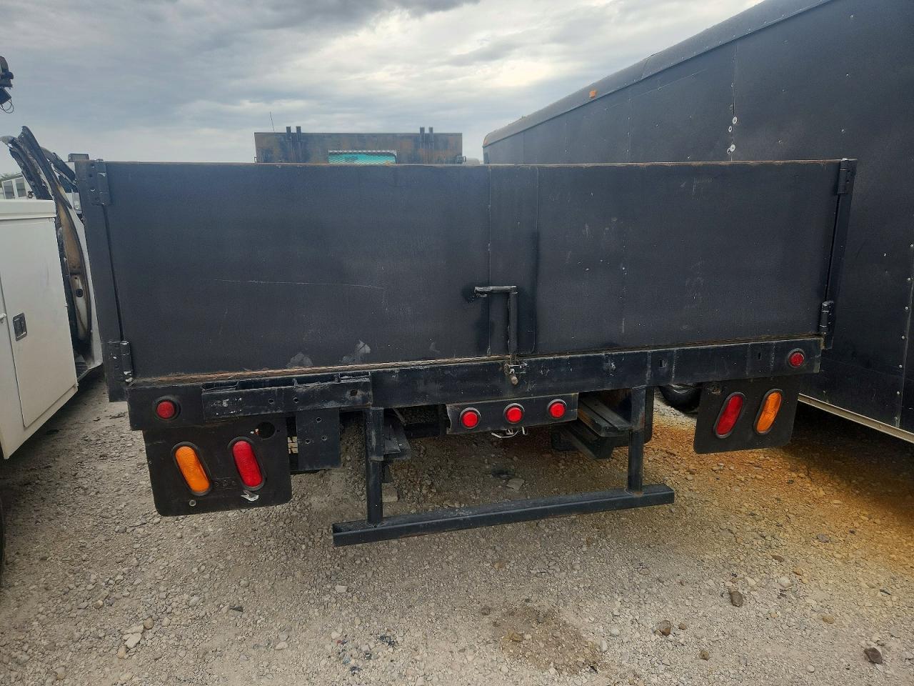 2018 Isuzu NPR HD
