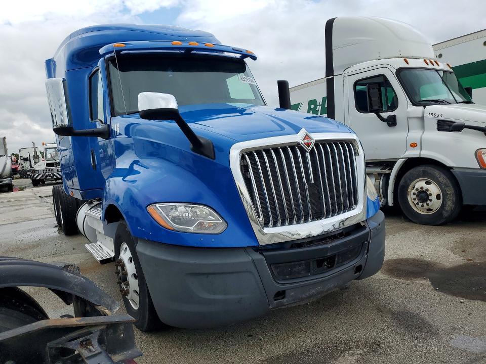 2019 International LT625 Semi Truck