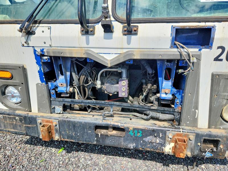 2014 Mack LEU613 Refuse Truck