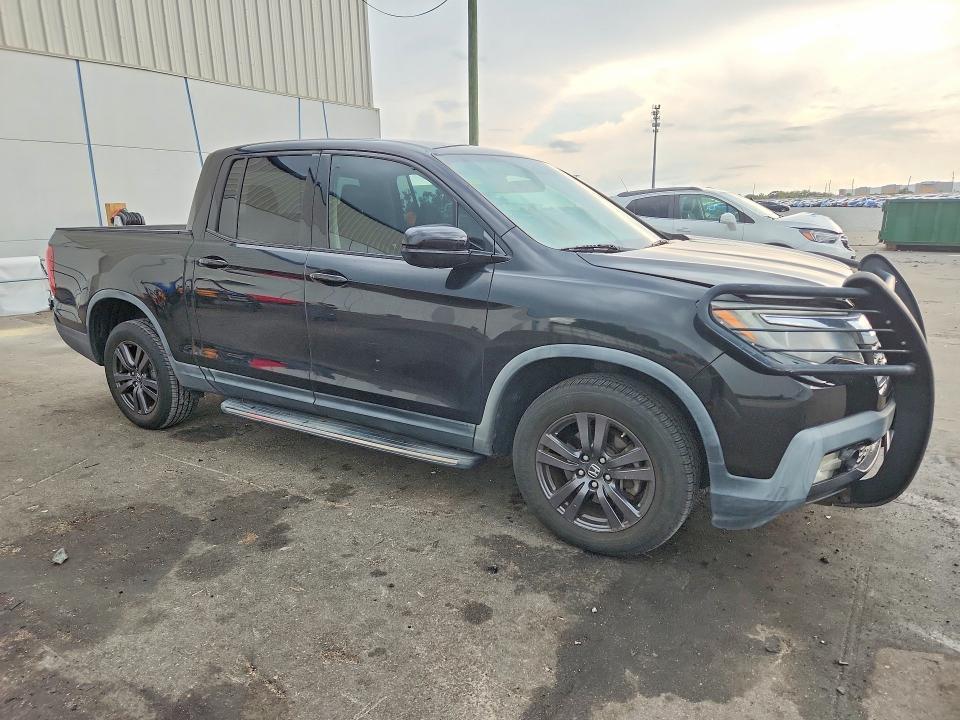 2018 Honda Ridgeline Sport