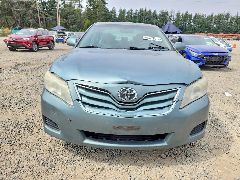 2010 Toyota Camry le