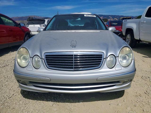 2005 Mercedes-Benz E 320