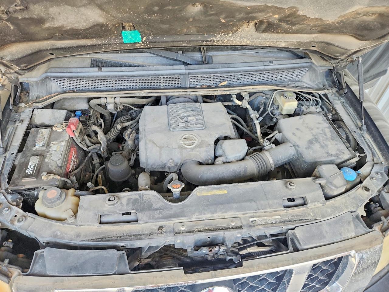 2014 Nissan Titan SL