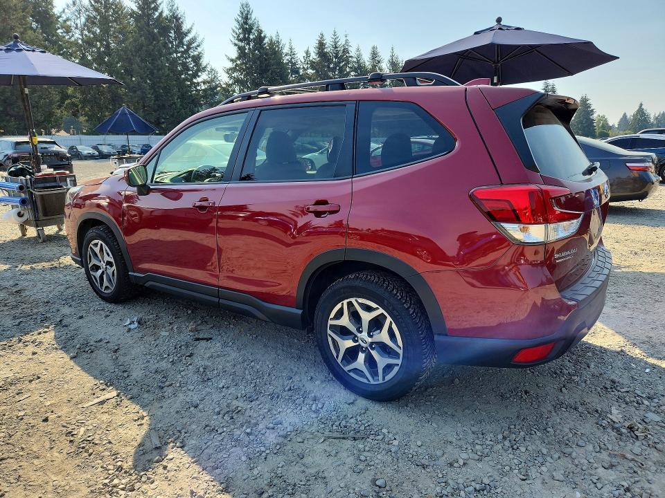 2022 Subaru Forester Premium