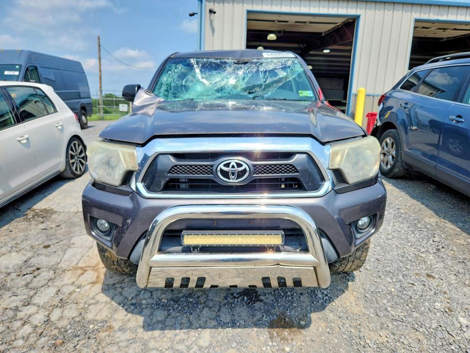 2015 Toyota Tacoma Base