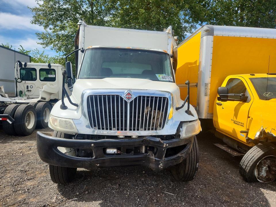 2020 International MV607 BOX Truck