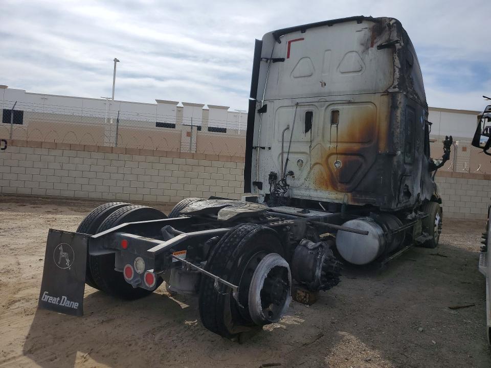 2017 Freightliner Cascadia 125
