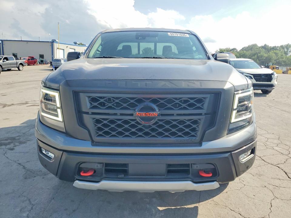 2022 Nissan Titan PRO-4X