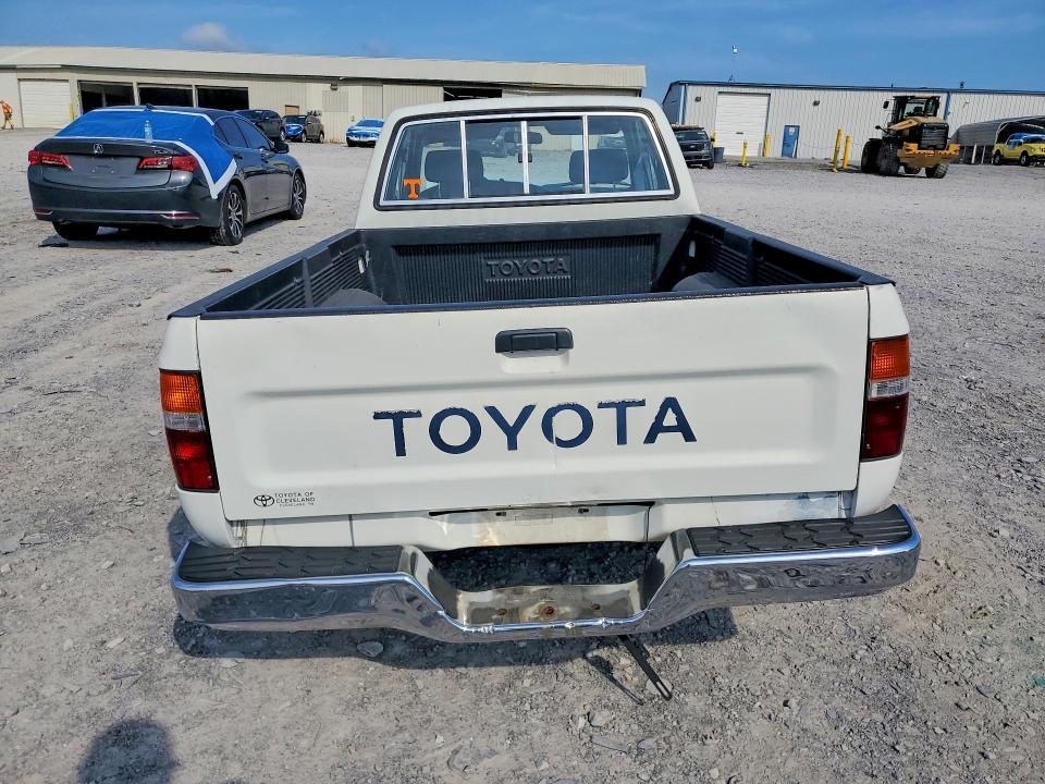1992 Toyota Pickup Deluxe