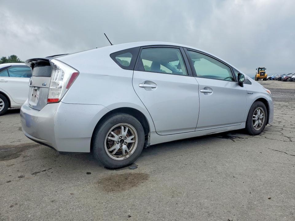 2010 Toyota Prius iv