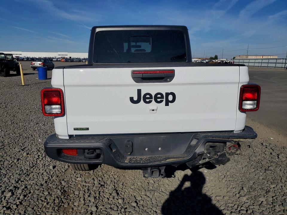 2021 Jeep Gladiator Sport