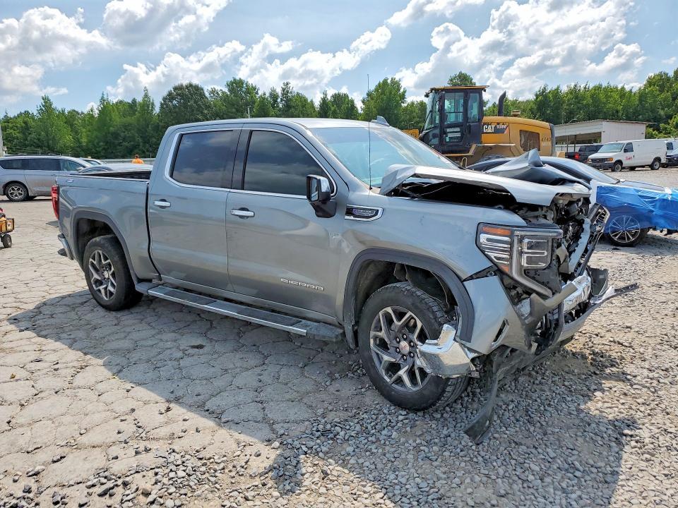 2024 GMC Sierra K1500 SLT