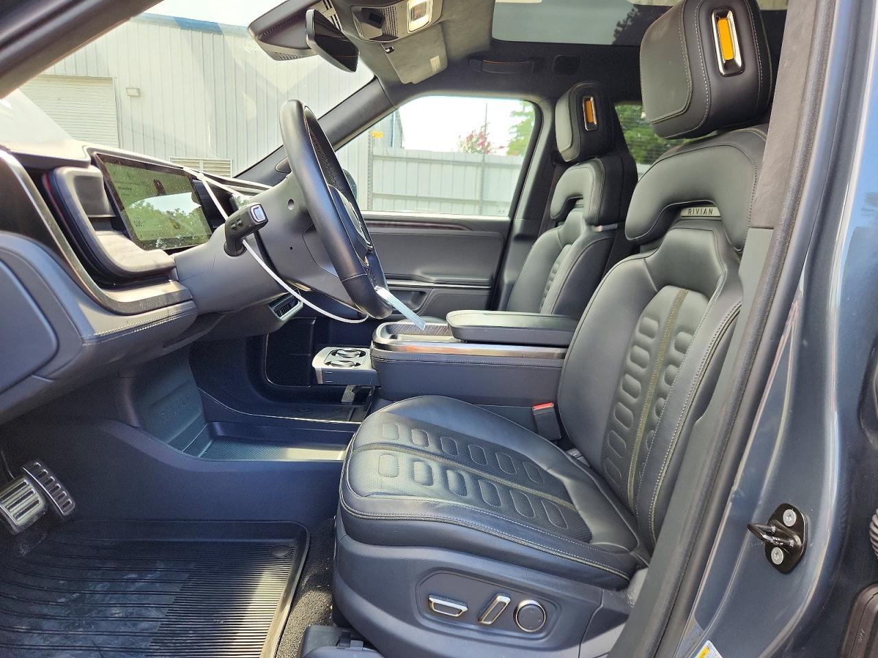 2022 Rivian R1T Adventure