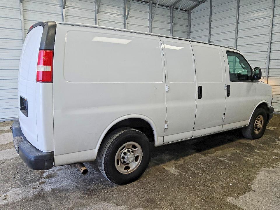 2018 Chevrolet Express G2500