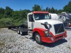2005 Volvo VNL Semi Truck