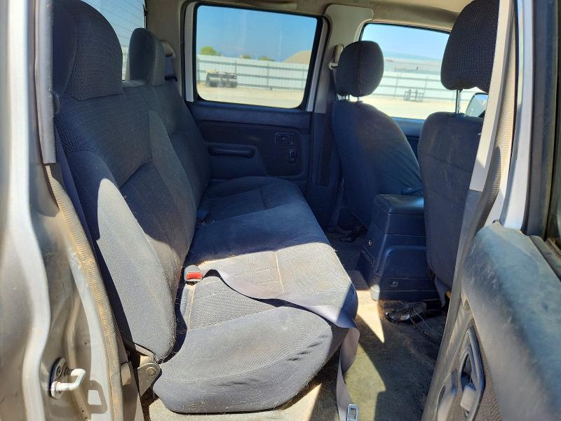 2004 Nissan Frontier XE-V6