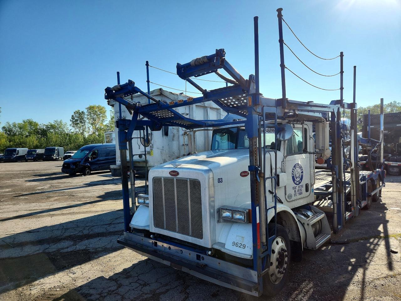 2012 Peterbilt 365 Car Hauler Truck