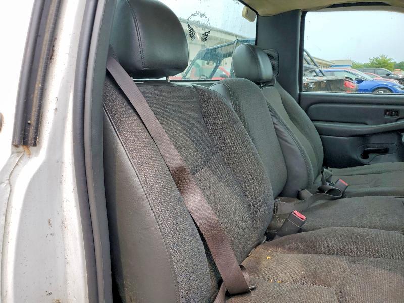 2004 Chevrolet Silverado C1500