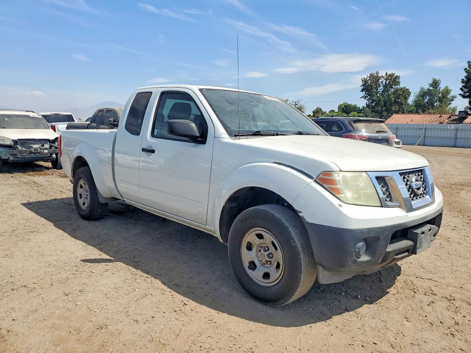 2015 Nissan Frontier S