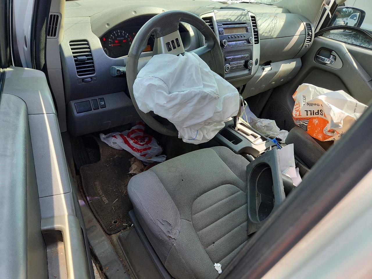 2016 Nissan Frontier S