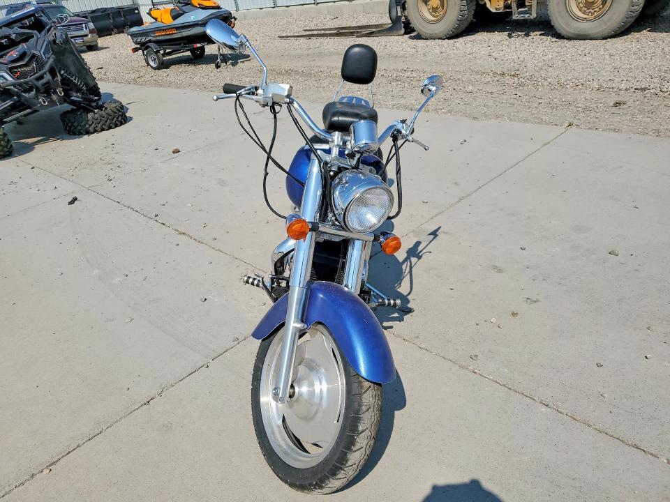 2005 Honda VT1100 C2