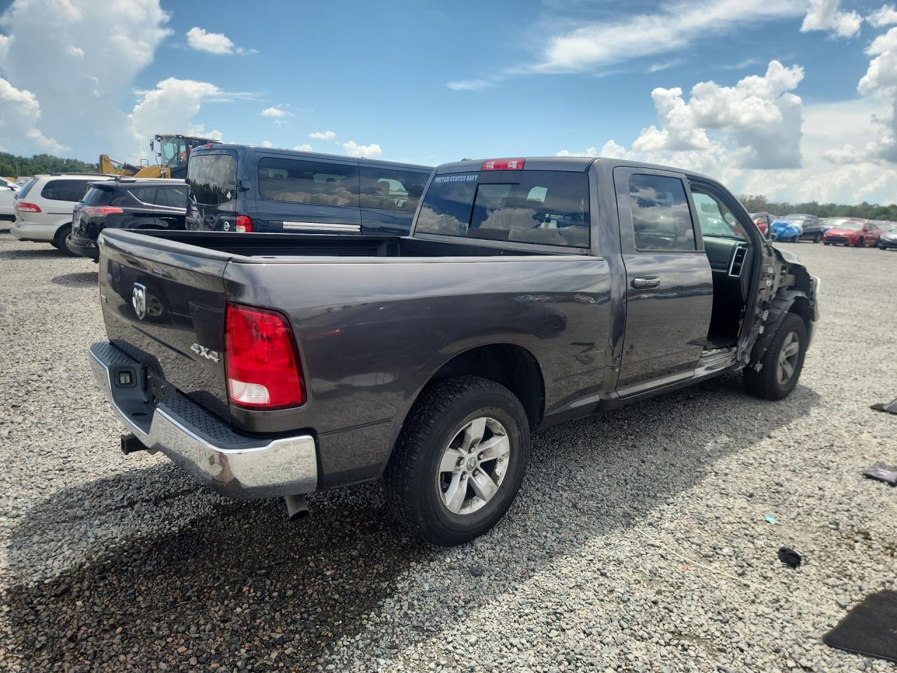 2020 Dodge RAM 1500 Classic SLT