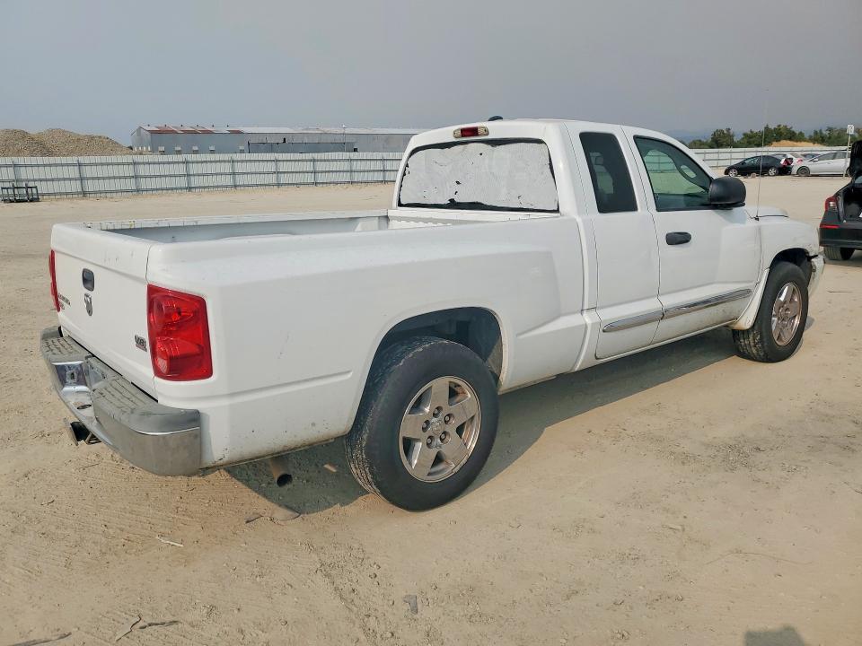 2005 Dodge Dakota Laramie