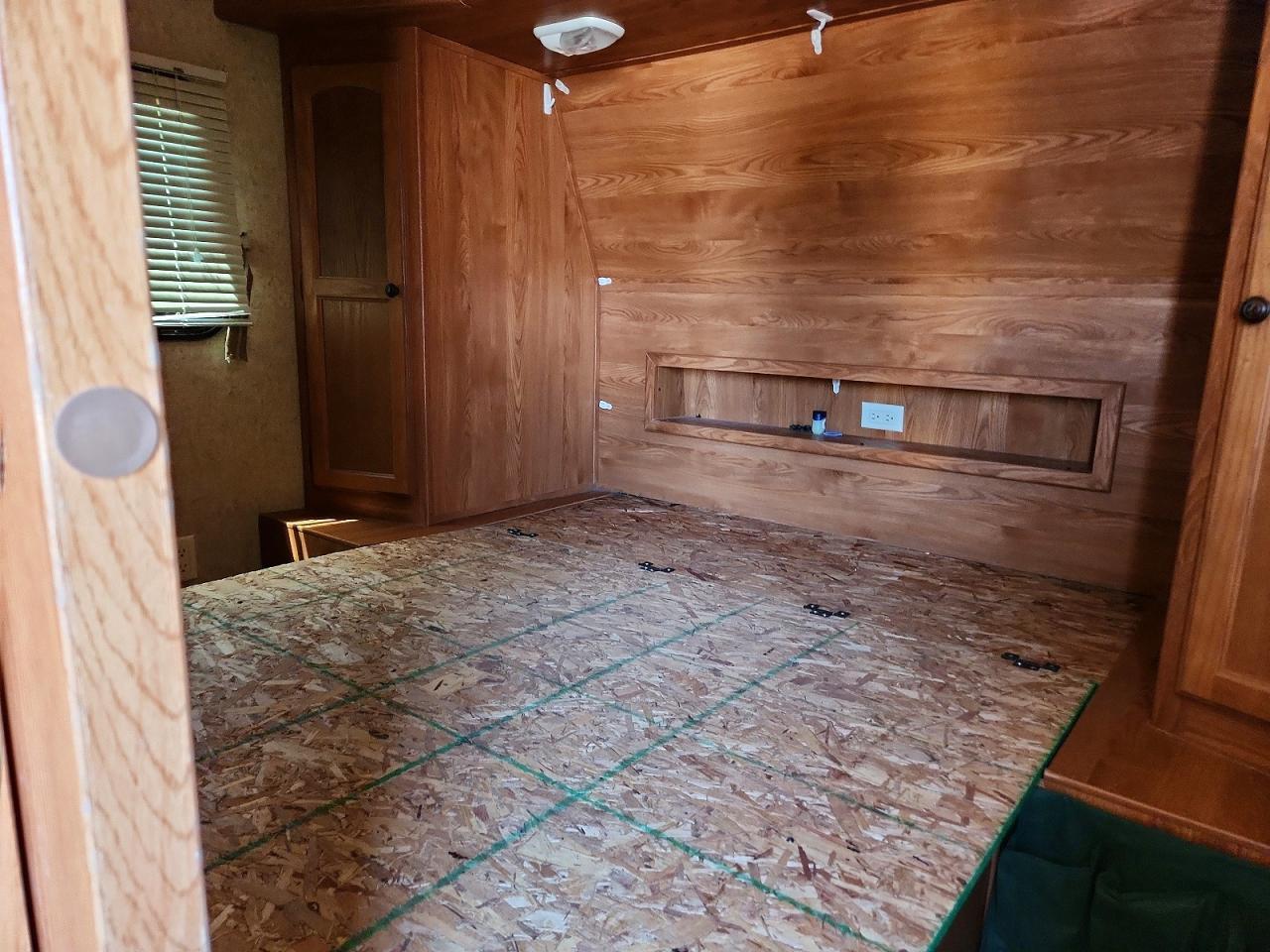 2012 Heartland North Country Camper