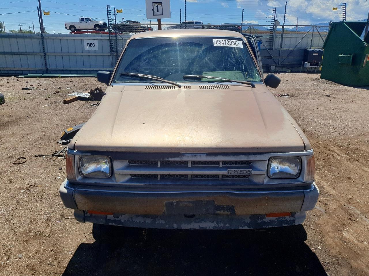 1986 Mazda B2000