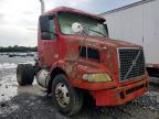 2005 Volvo VNM Semi Truck