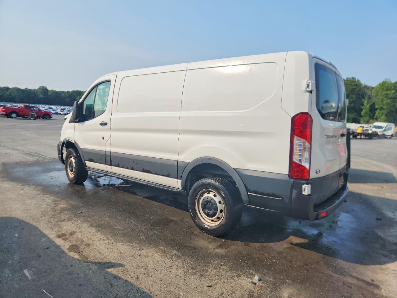 2023 Ford Transit T-250