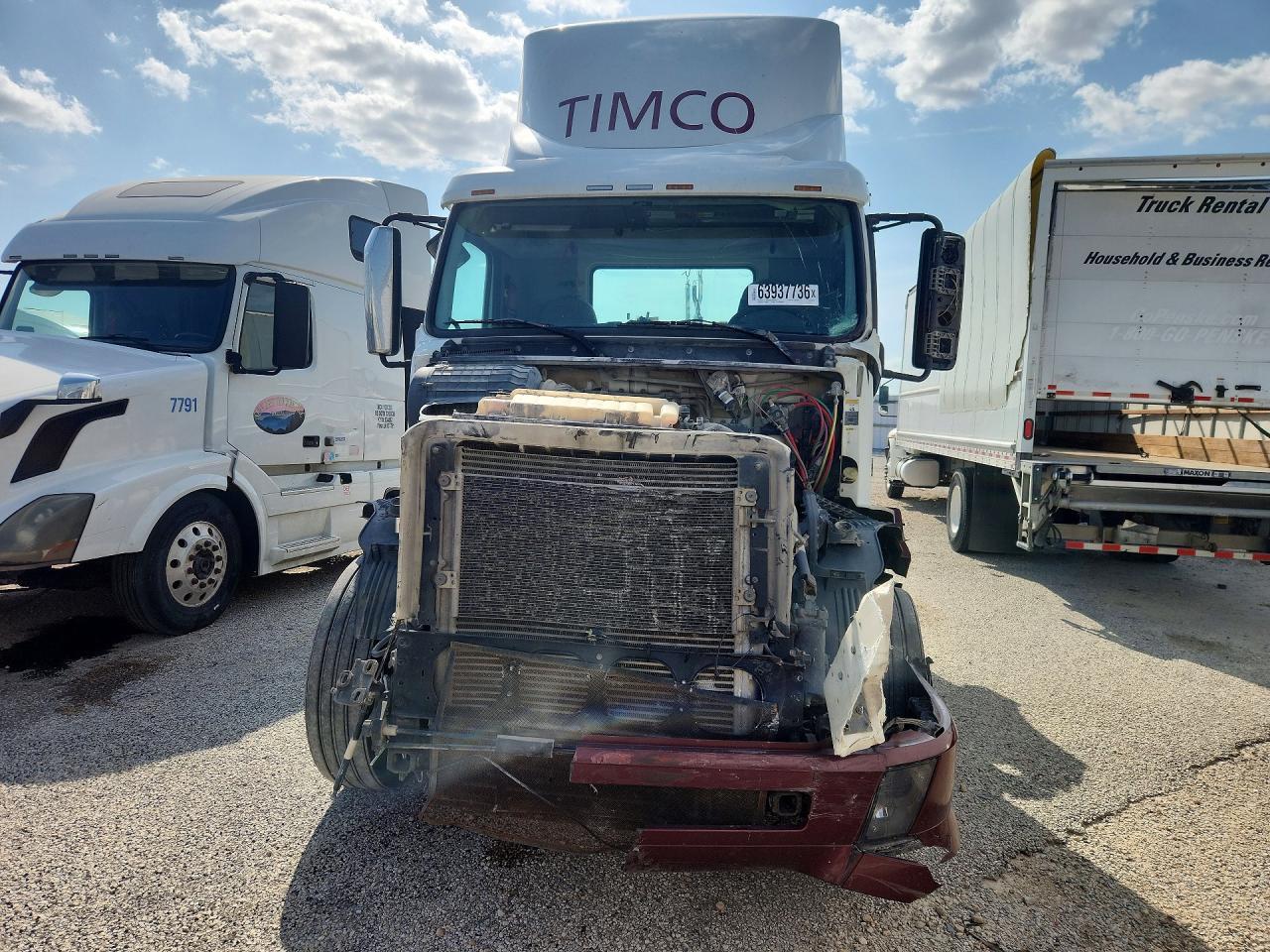 2015 Volvo VNL Semi Truck