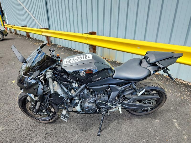 2022 Yamaha YZFR7
