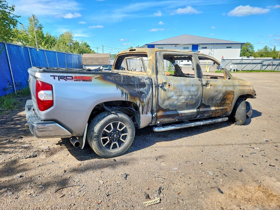 2015 Toyota Tundra Crewmax SR5