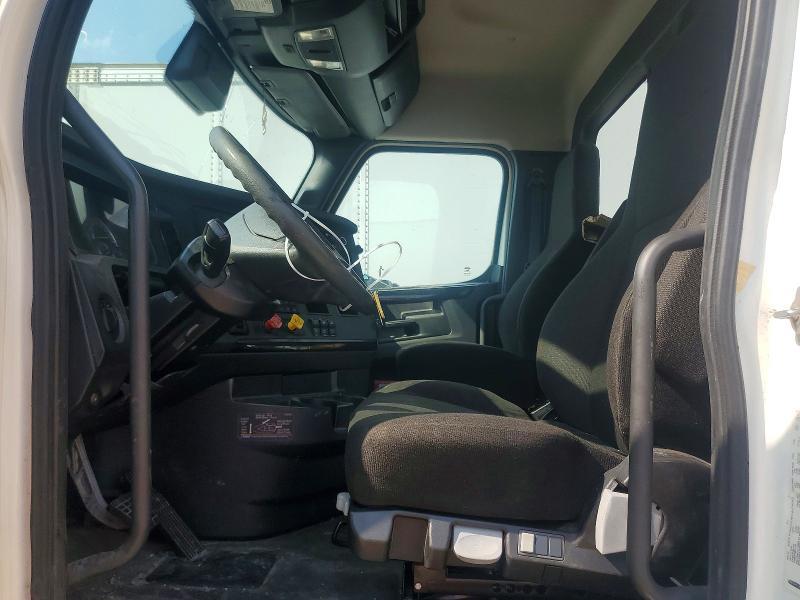 2023 Freightliner Cascadia 116 Semi Truck