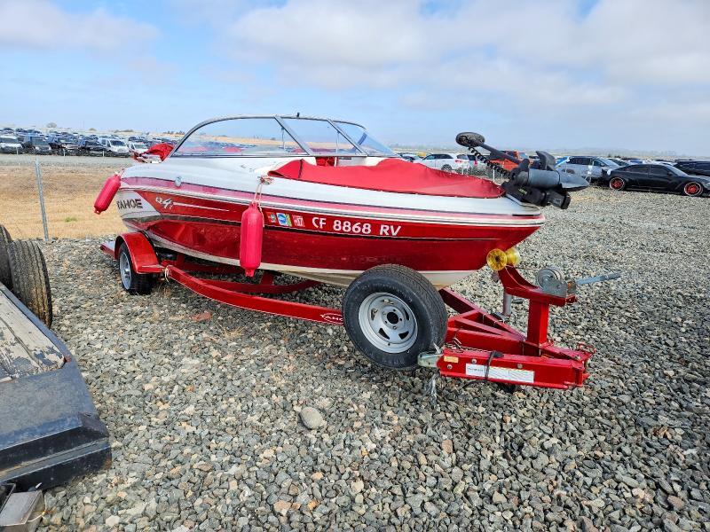 2013 Tahoe Boat
